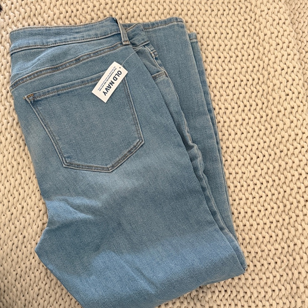 Old Navy Women's Light Blue Skinny Jeans